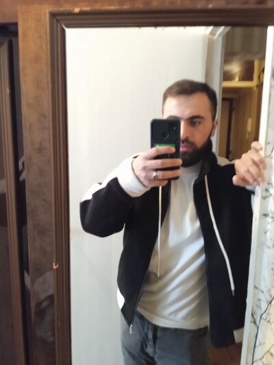  ,   Shamil, 32 ,   ,   , c 