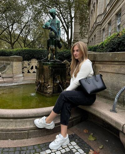  Utrecht,   , 32 ,   ,   