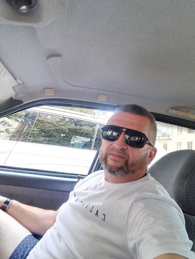  ,   Stas, 47 ,   ,   