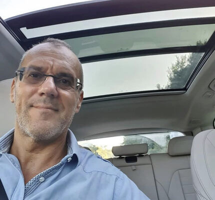  ,   Adriano, 56 ,   c 