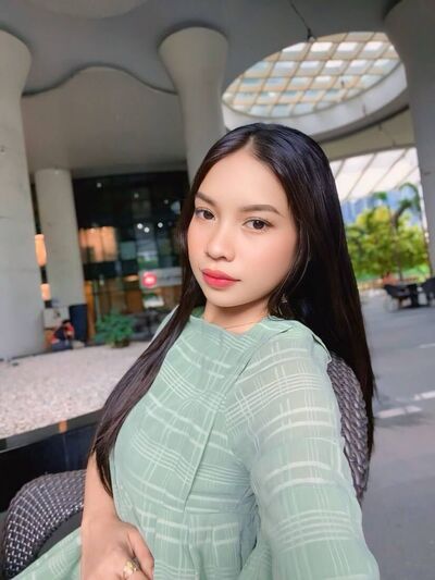  Milan,   Farhannah, 30 ,   ,   , c 