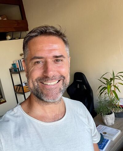  Abbots Langley,   Luis Ortiz, 57 ,   ,   
