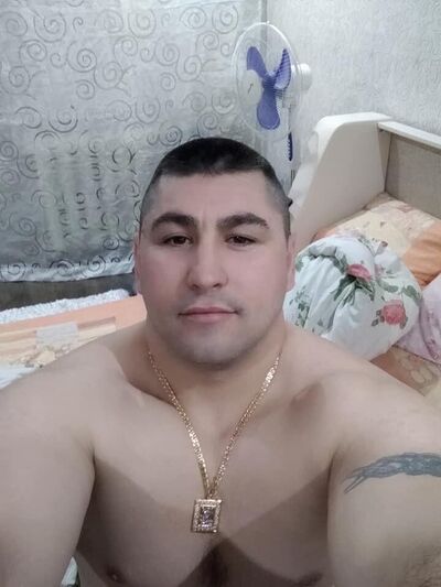  ,   Eduard, 40 ,   ,   