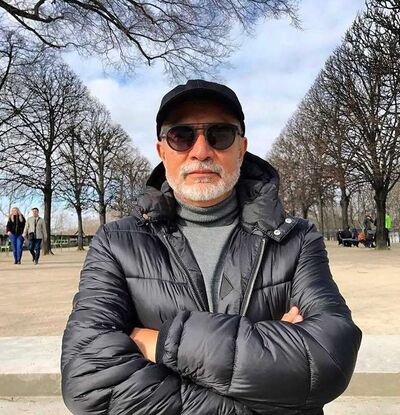  ,   Lyons, 60 ,   ,   , c 