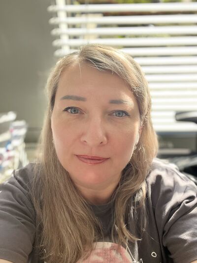  ,   Anna, 47 ,   ,   , c , 