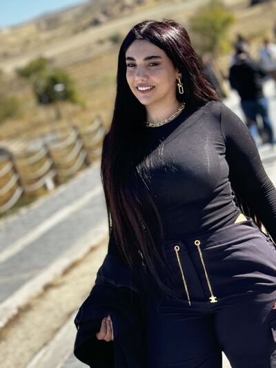  ,   Ayla, 27 ,   ,   