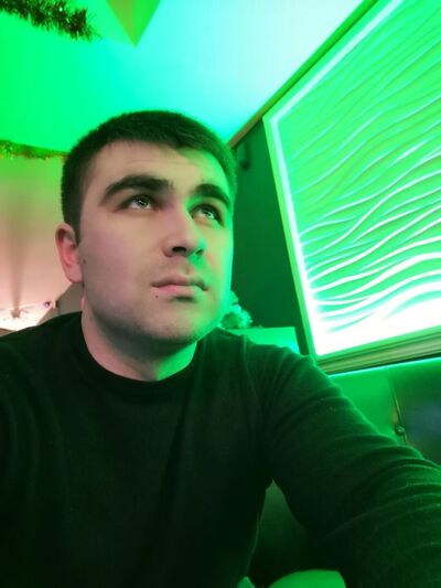  ,   Azamat, 33 ,   ,   , c , 