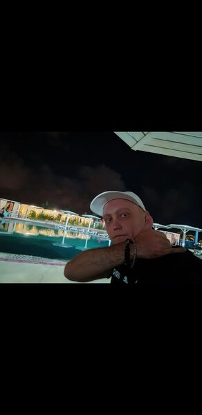  --,   Oleg, 37 ,   ,   , c , 