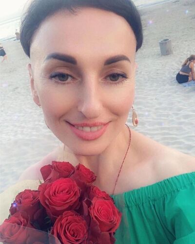  ,   Mila, 45 ,   ,   , c 