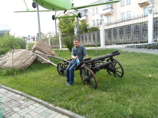  ,   Aleksej, 48 ,   ,   , c 