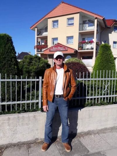  ,   Valeri, 54 ,   ,   