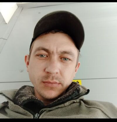  ,   Alex, 37 ,   ,   