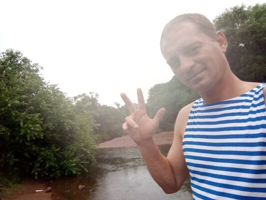  ,   Stas, 37 ,   ,   
