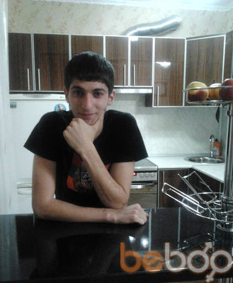  ,   Milan, 32 ,   