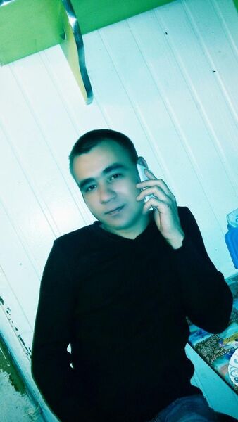  ,   Boris, 40 ,   