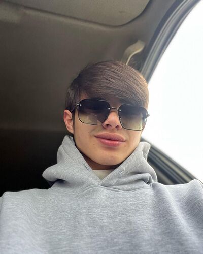  ,   Behruz, 19 ,   ,   