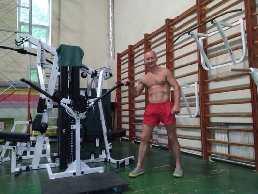  ,   Slav, 42 ,   ,   , c 