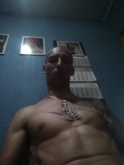  ,   Artem, 35 ,   