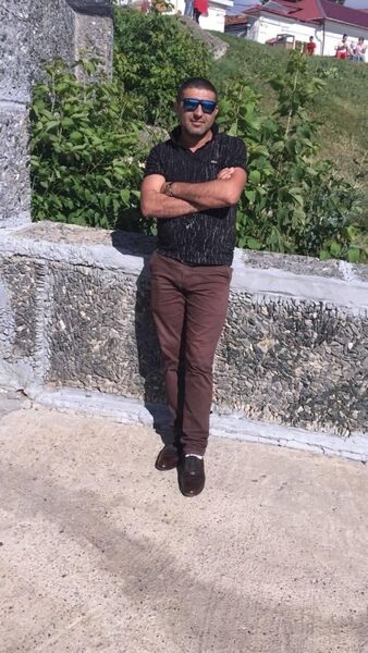 ,   Sasha, 45 ,   ,   