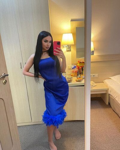  ,   Diana, 26 ,   ,   