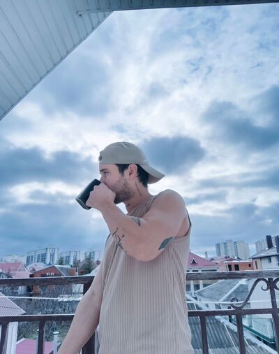  ,   Maks, 27 ,   ,   