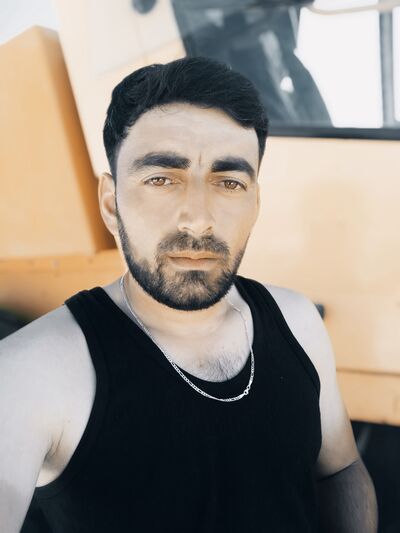  ,   Seymur, 34 ,   ,   