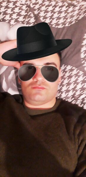  ,   Serkann, 32 ,   ,   , c 