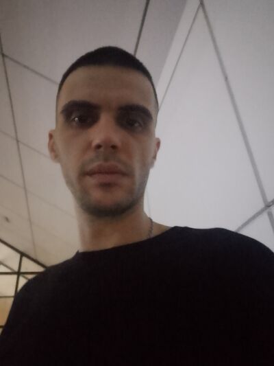  ,   Mihail, 36 ,   ,   