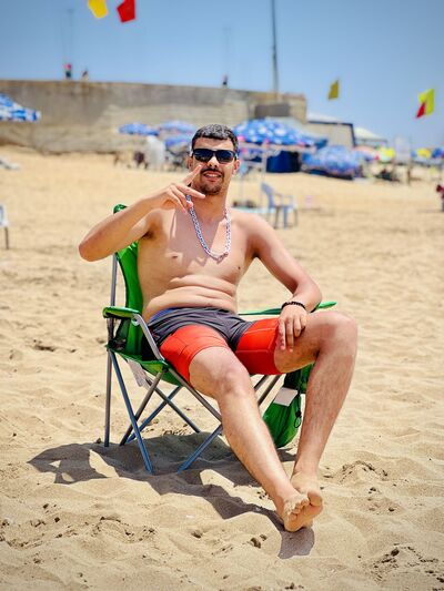  Frankfurt am Main,   Imad, 25 ,   ,   