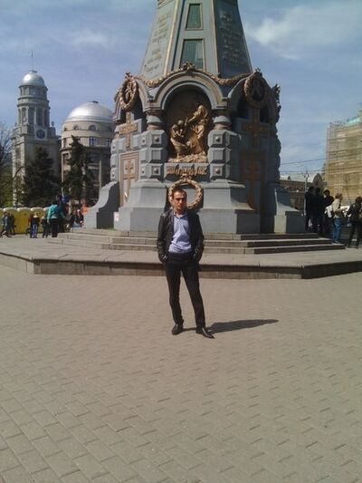  ,   Armen, 42 ,   ,   , c 