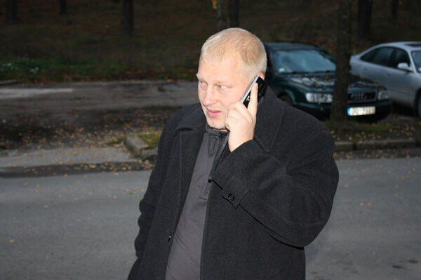  ,   Pawjko, 46 ,   