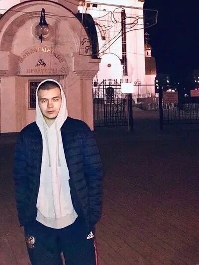  ,   Vlad, 21 ,   ,   