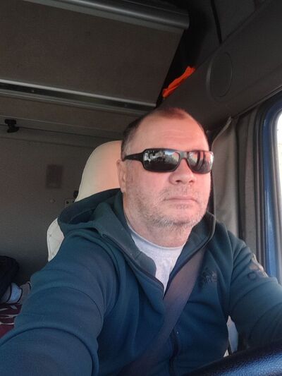  ,   Victor, 49 ,   ,   , c , 