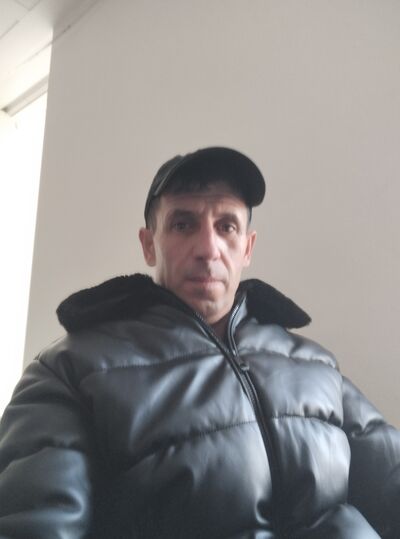  ,   Andrei, 46 ,     , c 