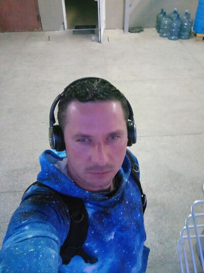  ,   Eduard , 43 ,   ,   , c 
