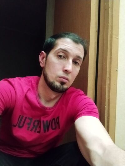  ,   Hairik, 38 ,   ,   