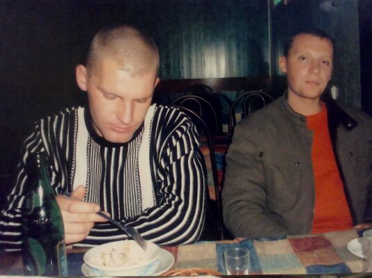  ,   Viktor, 45 ,   ,   , c 