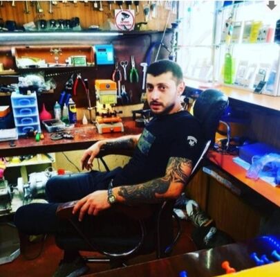  ,   Lion, 33 ,   ,   