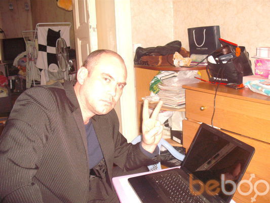  ,   Vadim, 45 ,  