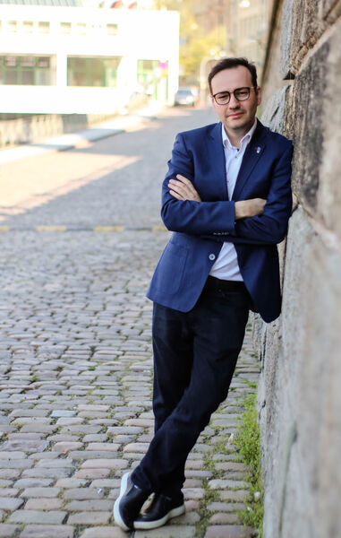  Praha,   Roman, 40 ,     , c 