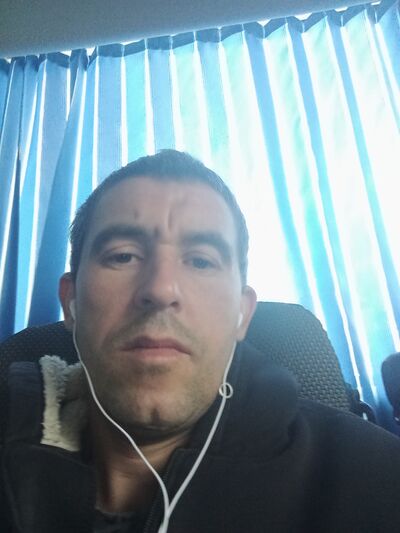  ,   Pavel, 33 ,   ,   