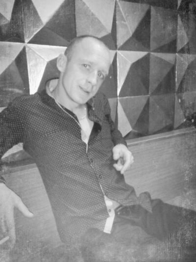  ,   LESHA, 41 ,   