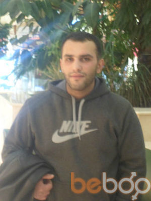  ,   Artur, 34 ,   