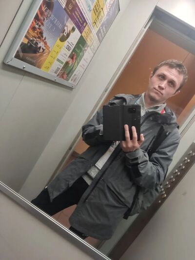  ,   Alexander, 32 ,   ,   , c , 