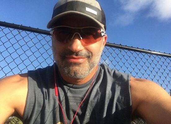  ,   Dr Frank, 59 ,   c 