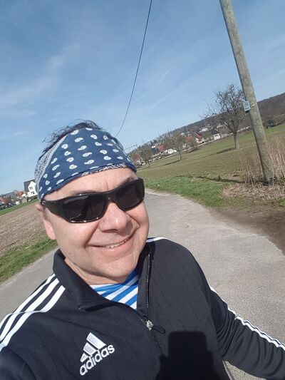  Aschaffenburg,   , 65 ,   ,   , c 
