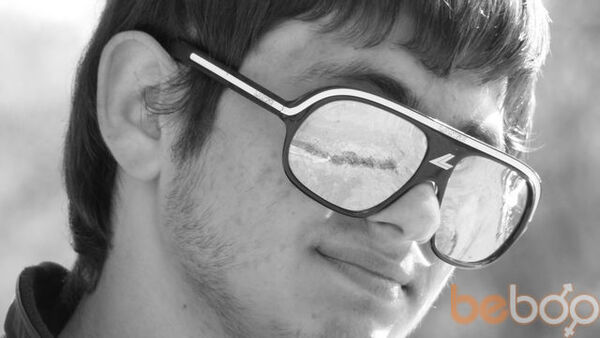  ,   Casper, 33 ,   