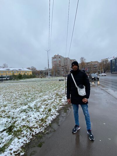  ,   Hicham, 27 ,   ,   
