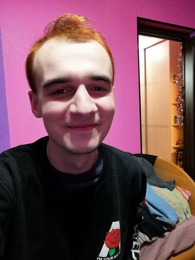  ,   Sisyboy, 23 ,   ,   