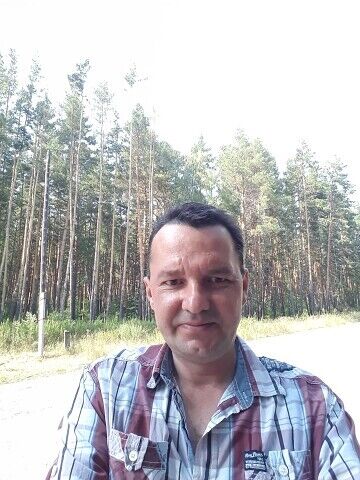  ,   Nikolas, 47 ,   ,   